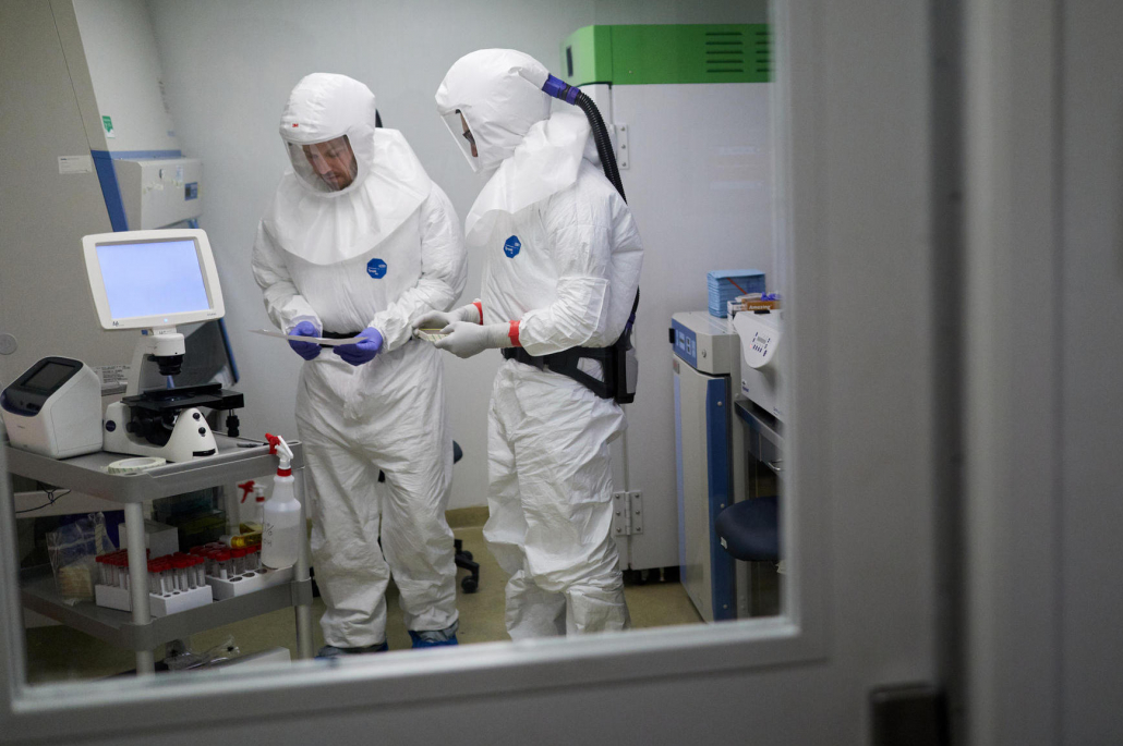 Umidificarea spațiilor interioare poate reduce transmisia coronavirusului, precum și riscul de infecție